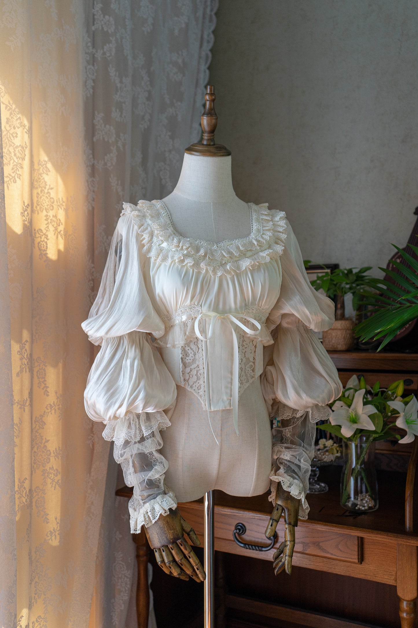 Vintage Long Sleeves Blouse by Airfreeing