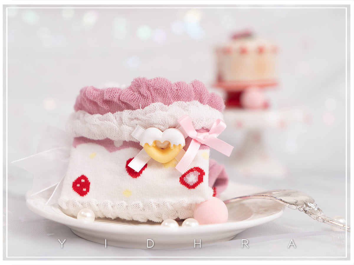 No.1 Cake Intheworld Socks By Yidhra