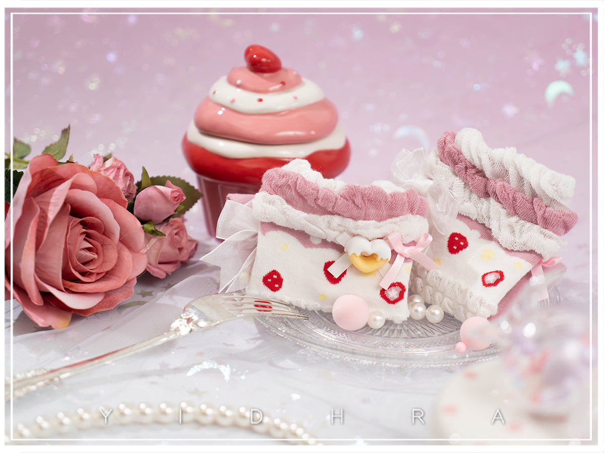 No.1 Cake Intheworld Socks By Yidhra