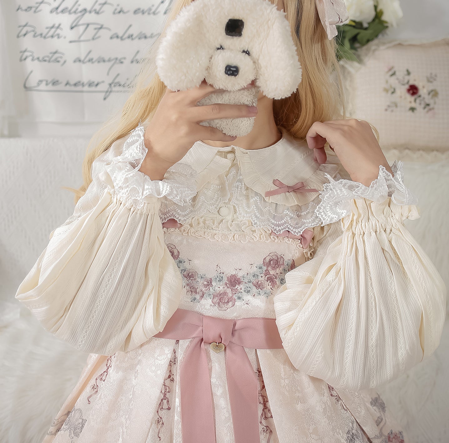Blouse ♥pre-order 2 weeks♥Cream Sweetheart♥ Sweet Lolita