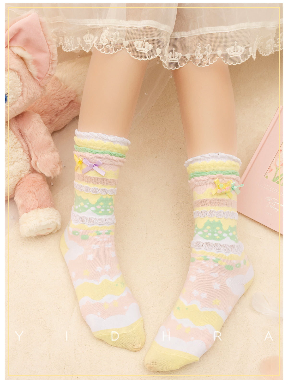 No.1 Cake Intheworld Socks By Yidhra