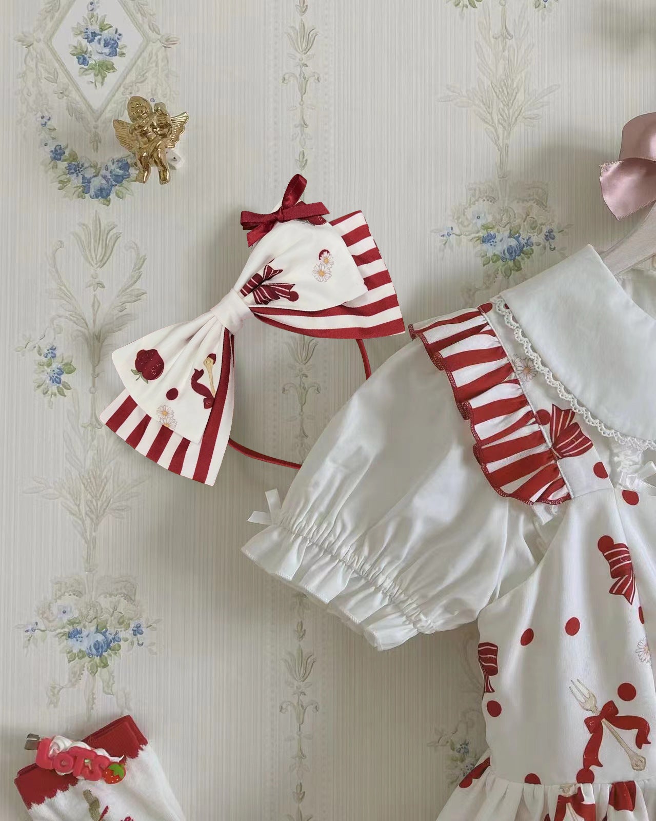 OP & Apron Set♥ Ready to Ship ♥Strawberry Mannor♥Sweet Lolita Dress