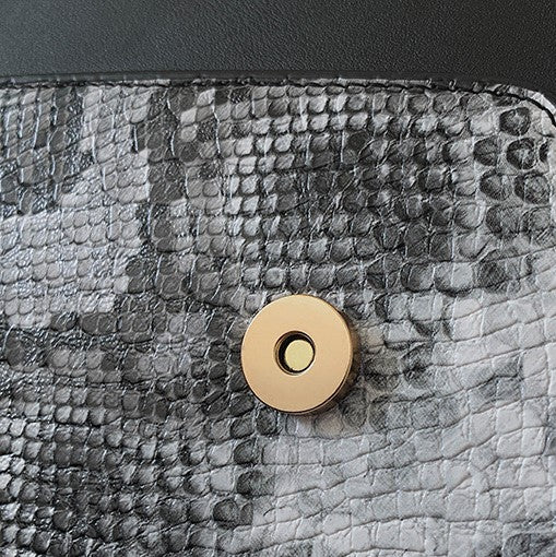 Heart Shape Pearl Inlaid Gothic PU Black Bag