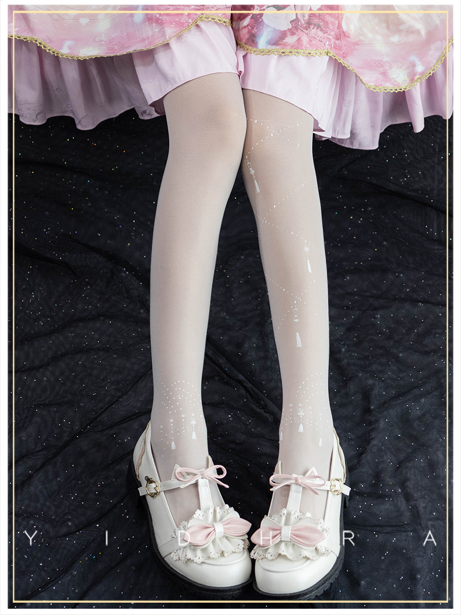 The Singing of Lamp Lolita Tights By Yidhra