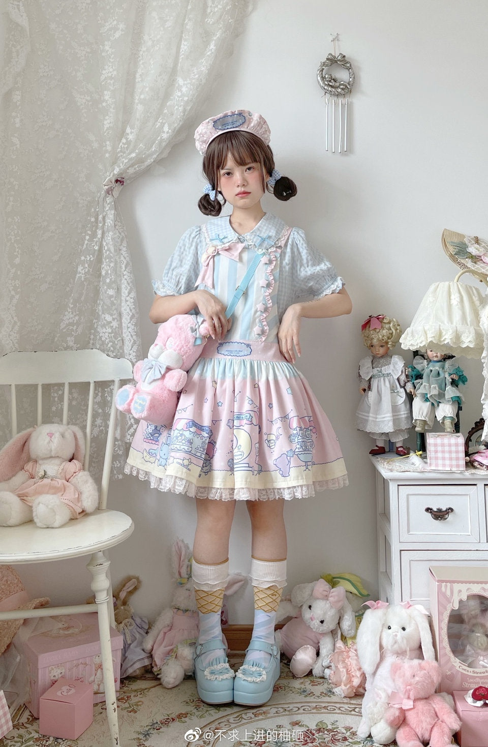 Short Sleeve Plaid Blouse by Daydream