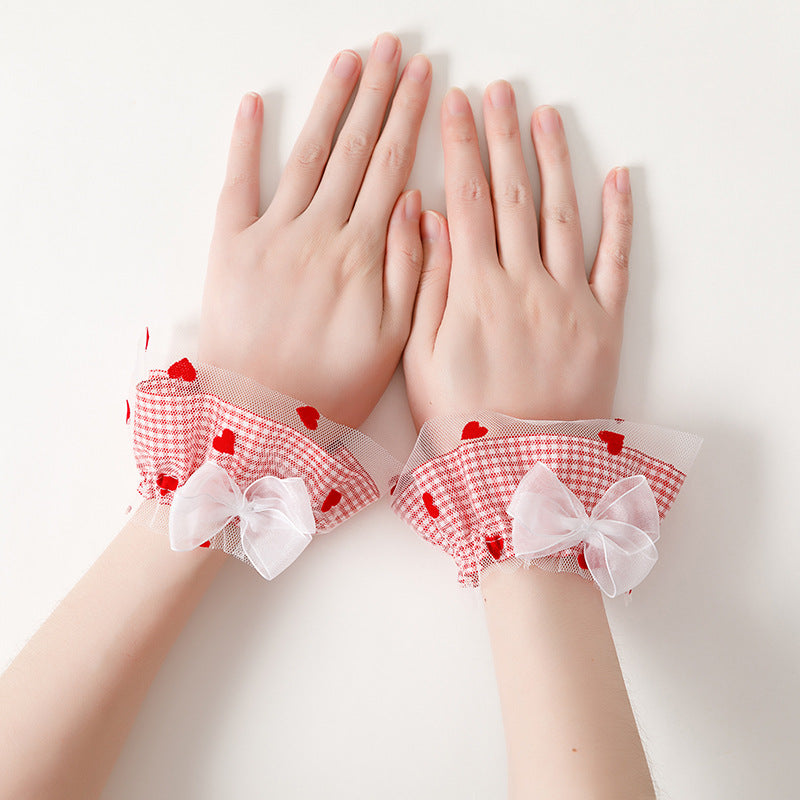 Heart Pattern Printed Wrist Cuffs