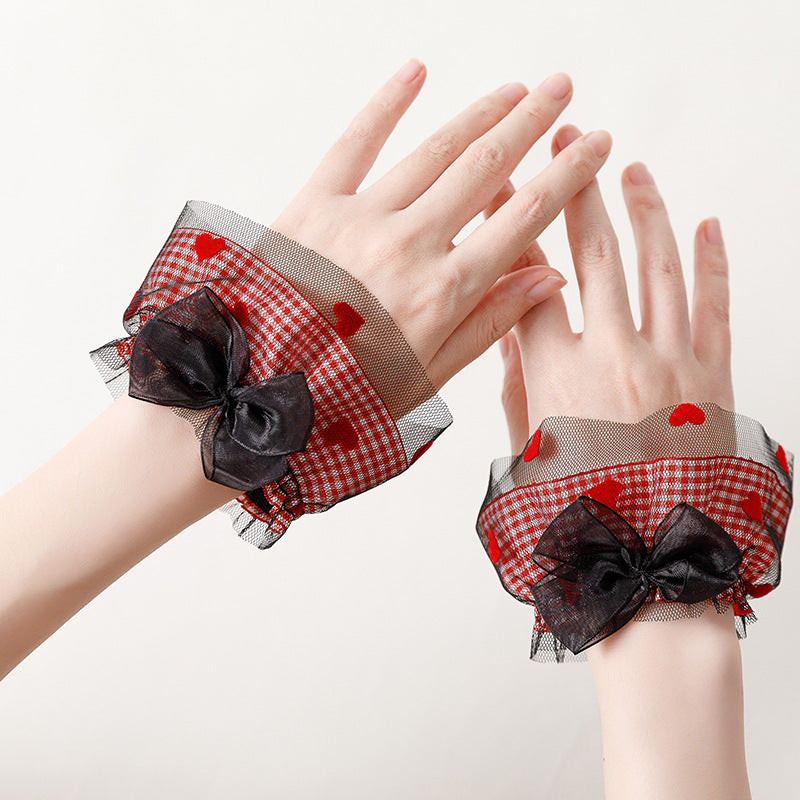 Heart Pattern Printed Wrist Cuffs