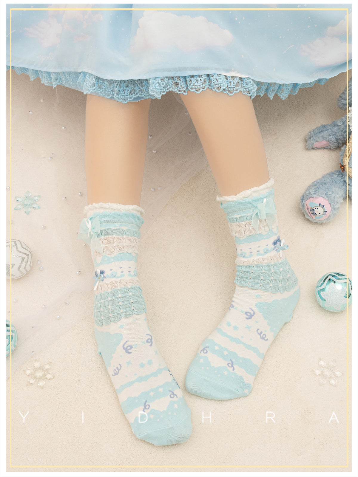 No.1 Cake Intheworld Socks By Yidhra