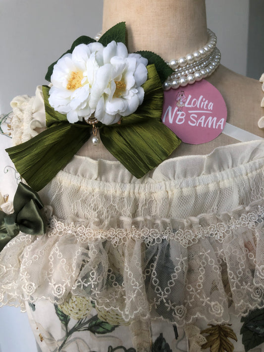 Handmade Floral Artificial Pearl Floral Necklace and Bracelet Set by nbsamalolita