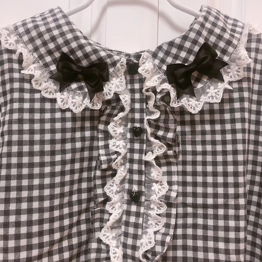 Short Sleeve Plaid Blouse by Daydream